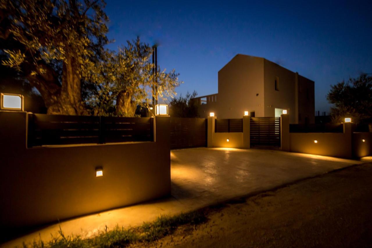 Villa Boviana With Private Swimming Pool Agios Sostis  Zewnętrze zdjęcie